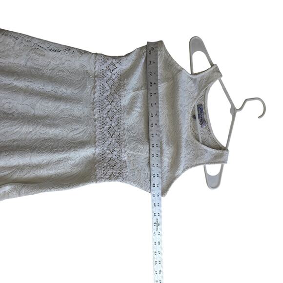 R Wish Long white lacy beach dress womens size m see through in certain areas - Picture 5 of 6